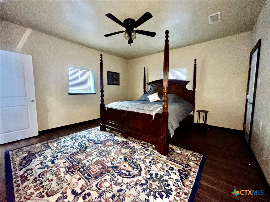 280 Carrie Street Property Photo 18