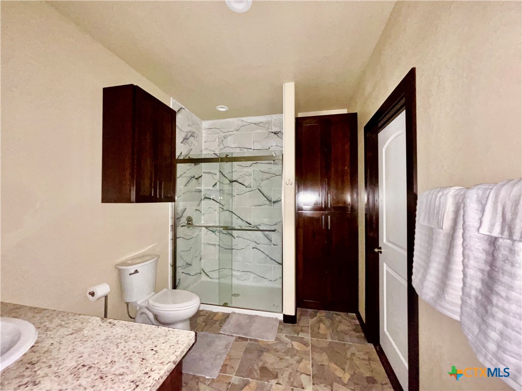 280 Carrie Street Property Photo 24