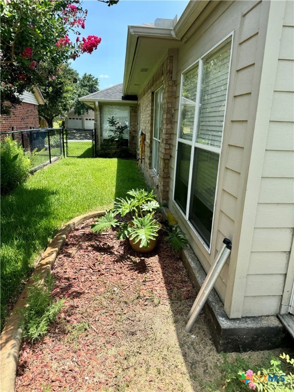 123 E Harbor Drive Property Photo 3