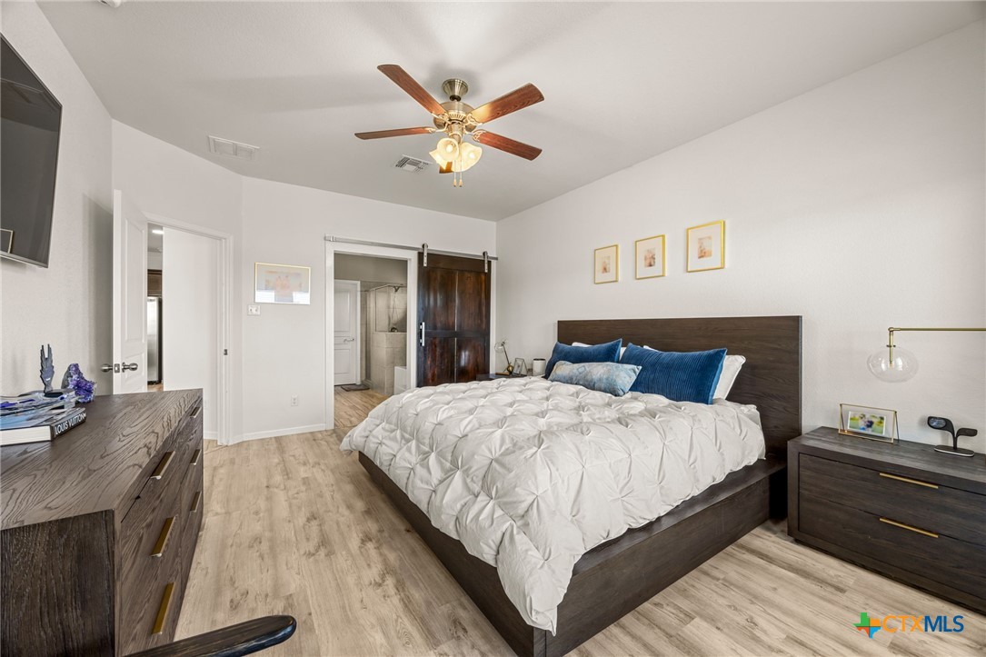 7010 Crystal Valley Drive Property Photo 19