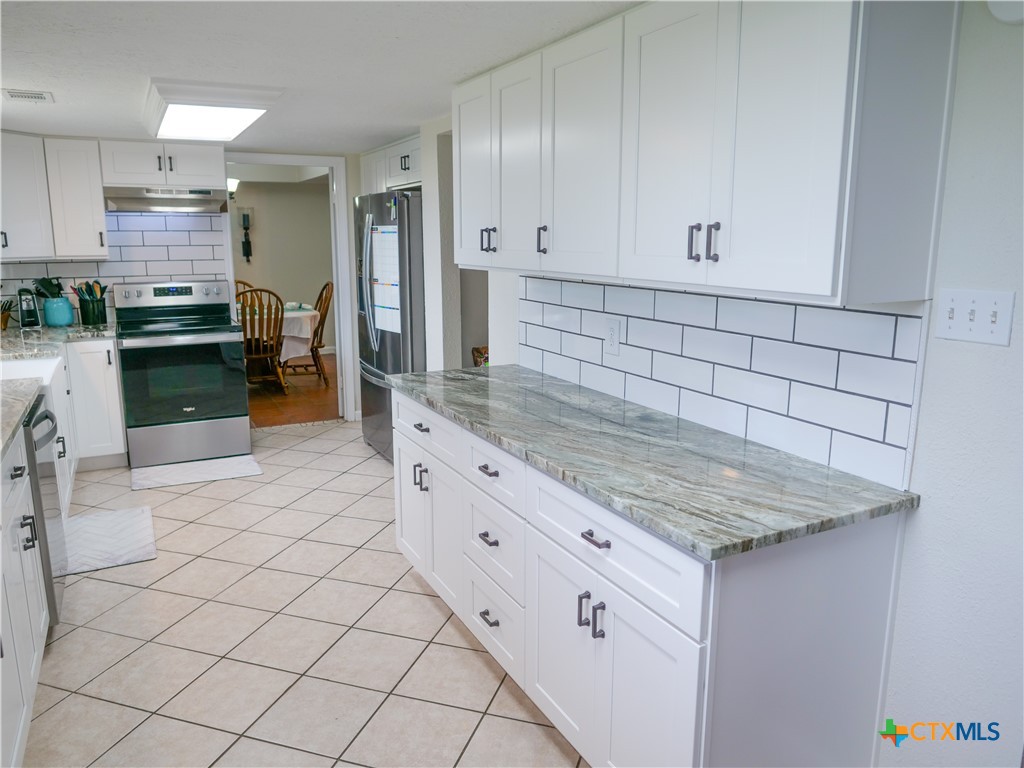 6072 County Road 122 Property Photo 9
