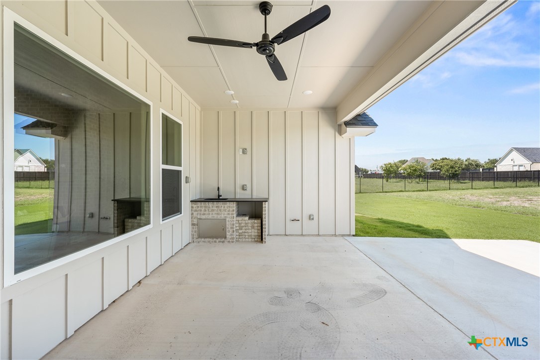 227 Glenview Circle Property Photo 43