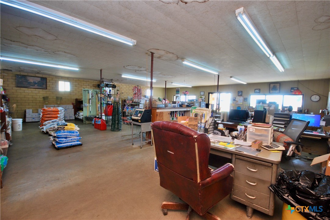 6022 Fm 532 Property Photo 14