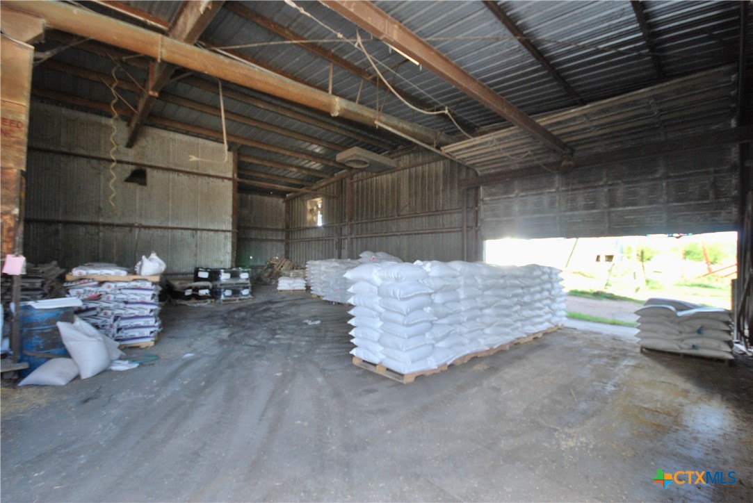 6022 Fm 532 Property Photo 22