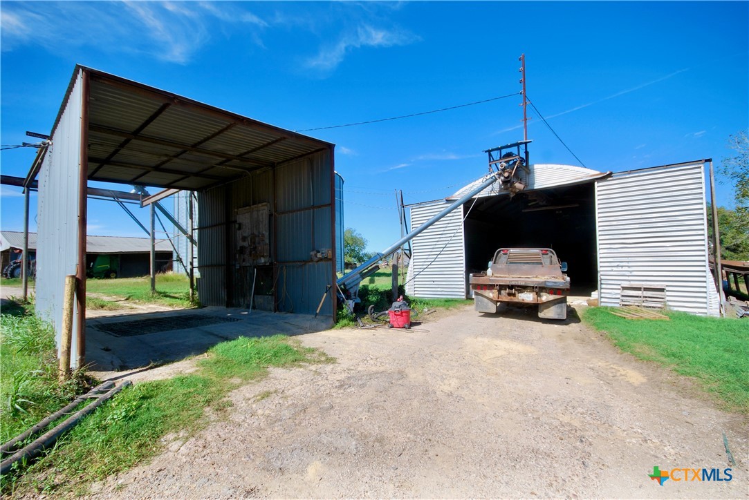 6022 Fm 532 Property Photo 35