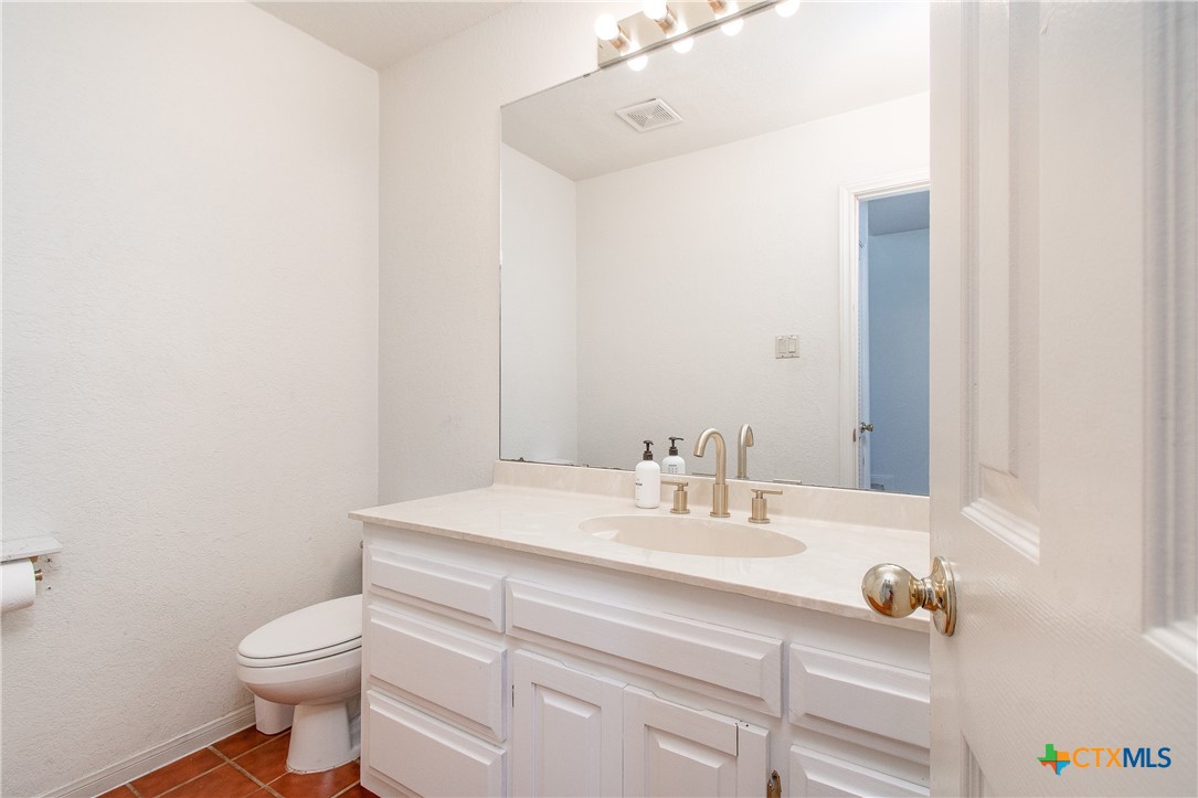 1414 Eagle Trail Property Photo 29