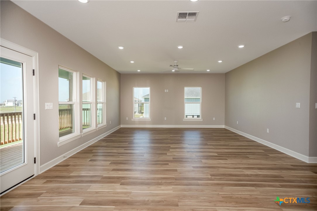 116 Whooping Crane Street Property Photo 2
