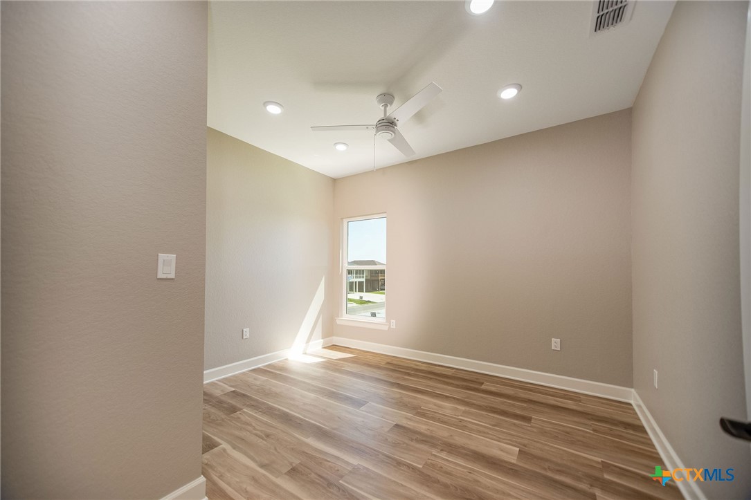 116 Whooping Crane Street Property Photo 10