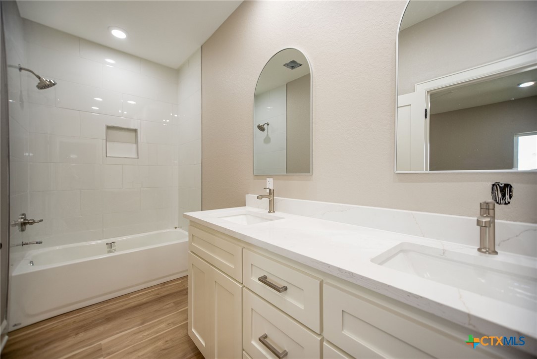 116 Whooping Crane Street Property Photo 17