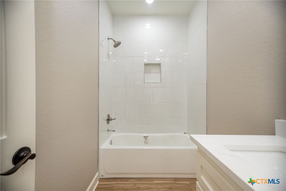 116 Whooping Crane Street Property Photo 18
