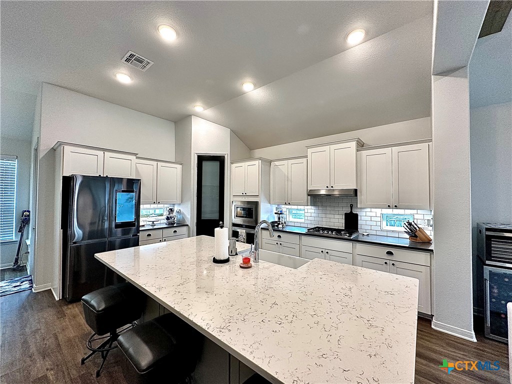102 Blue Rock Court Property Photo 15