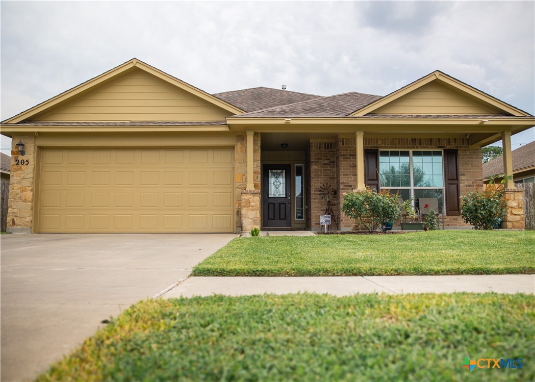 205 Cobble Stone Court Property Photo 1