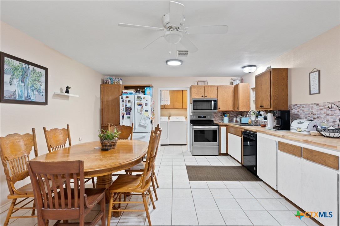 2700 County Road 150 Property Photo 14