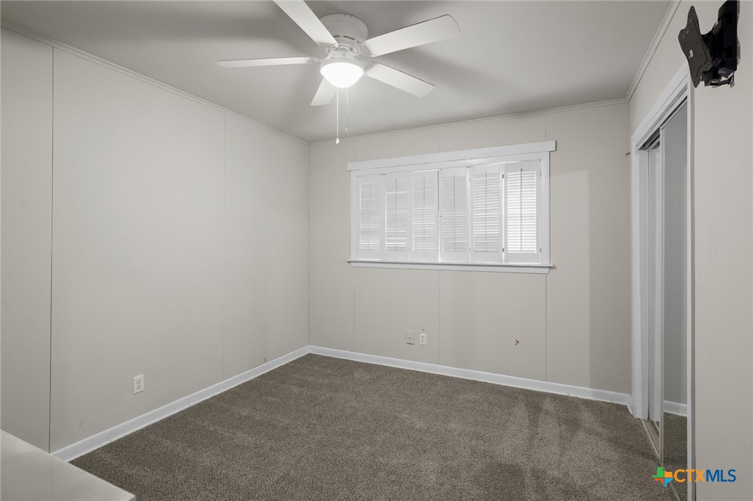 2302 College Drive Property Photo 17