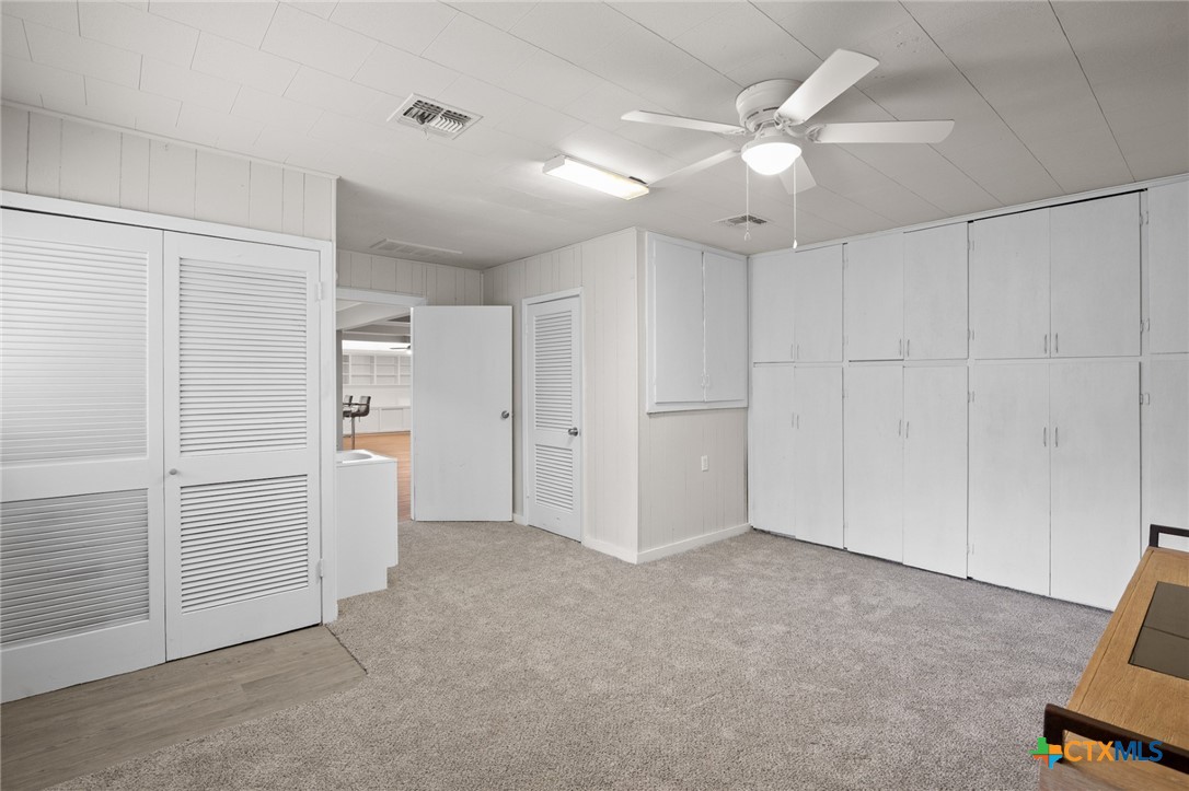 2302 College Drive Property Photo 19