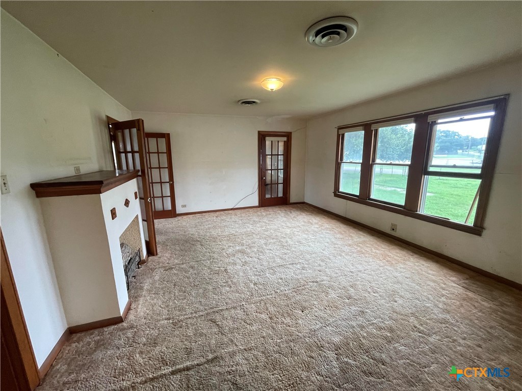 1701-1703 N Esplanade Property Photo 5