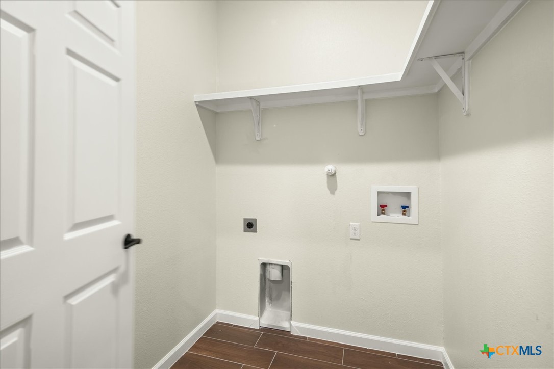 1107 4th St Property Photo 13
