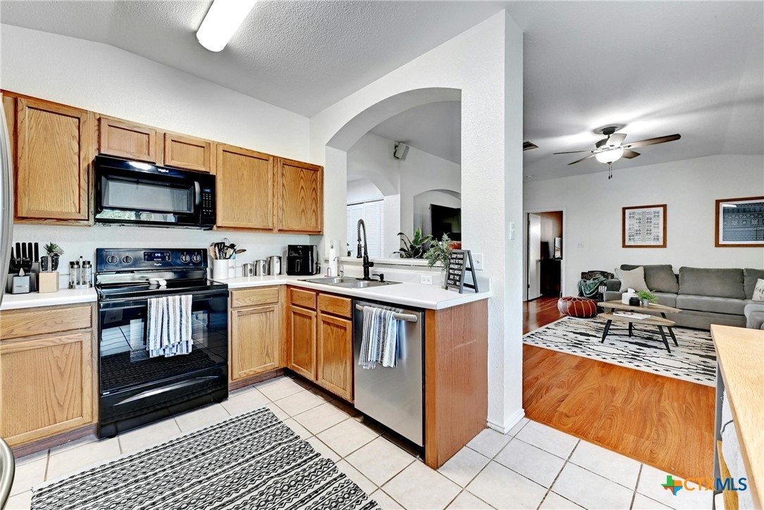 3206 Tenaza Cove Property Photo 11