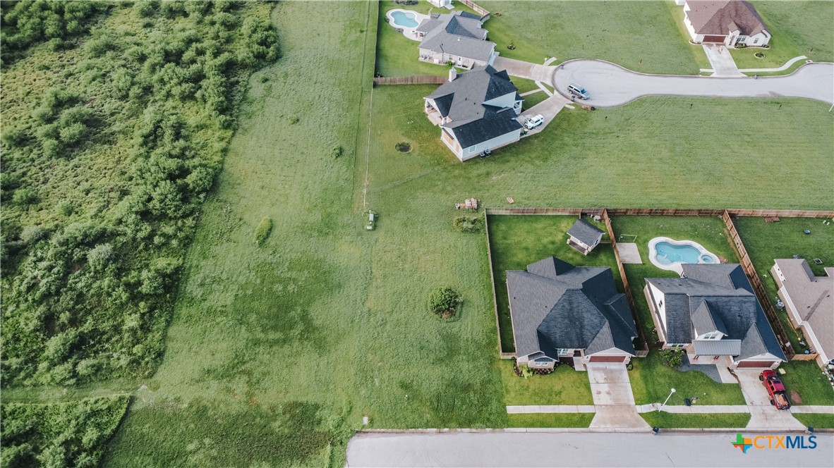 309 Salem Crossing Drive Property Photo 4