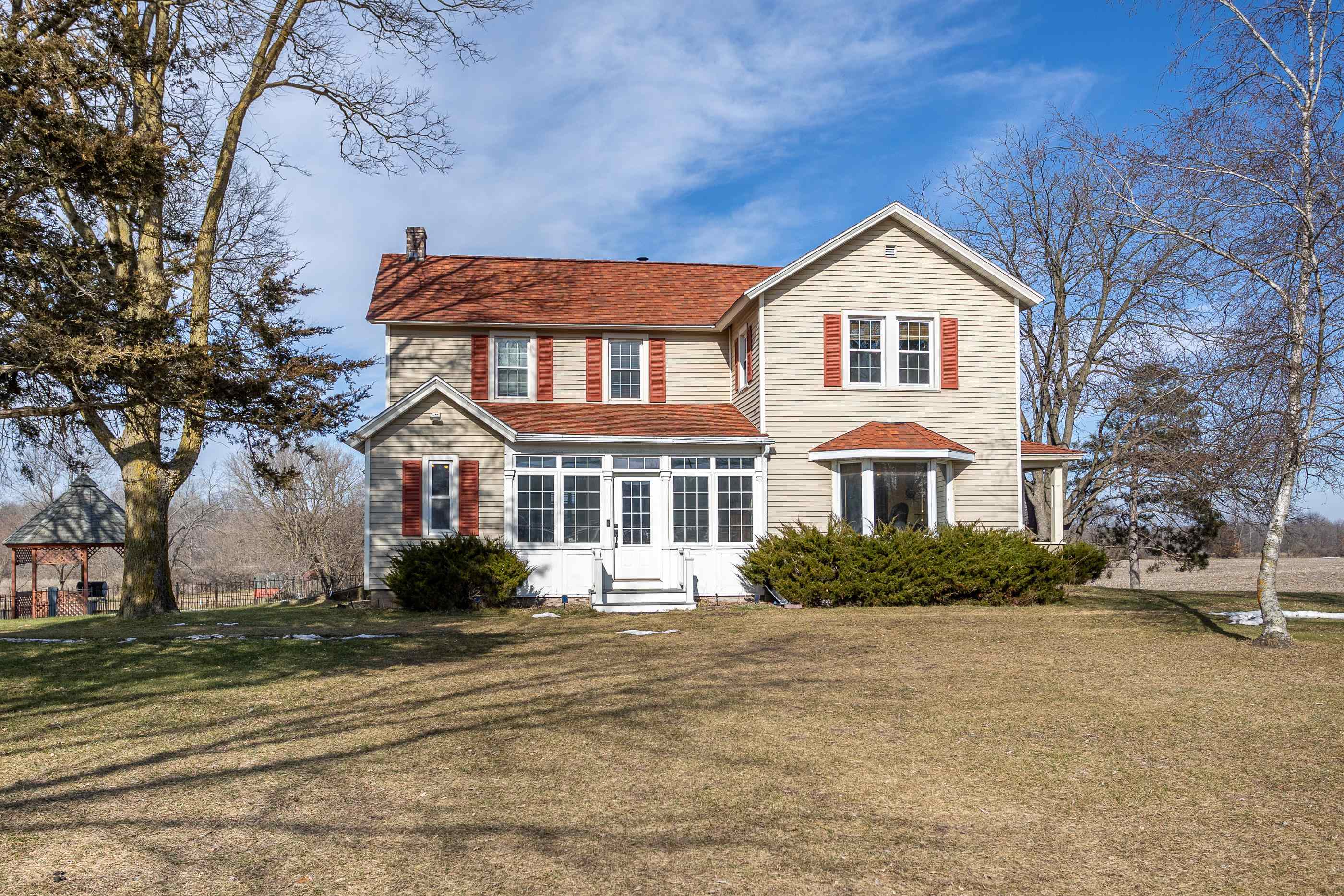 5711 Hodgson Road Property Photo 1