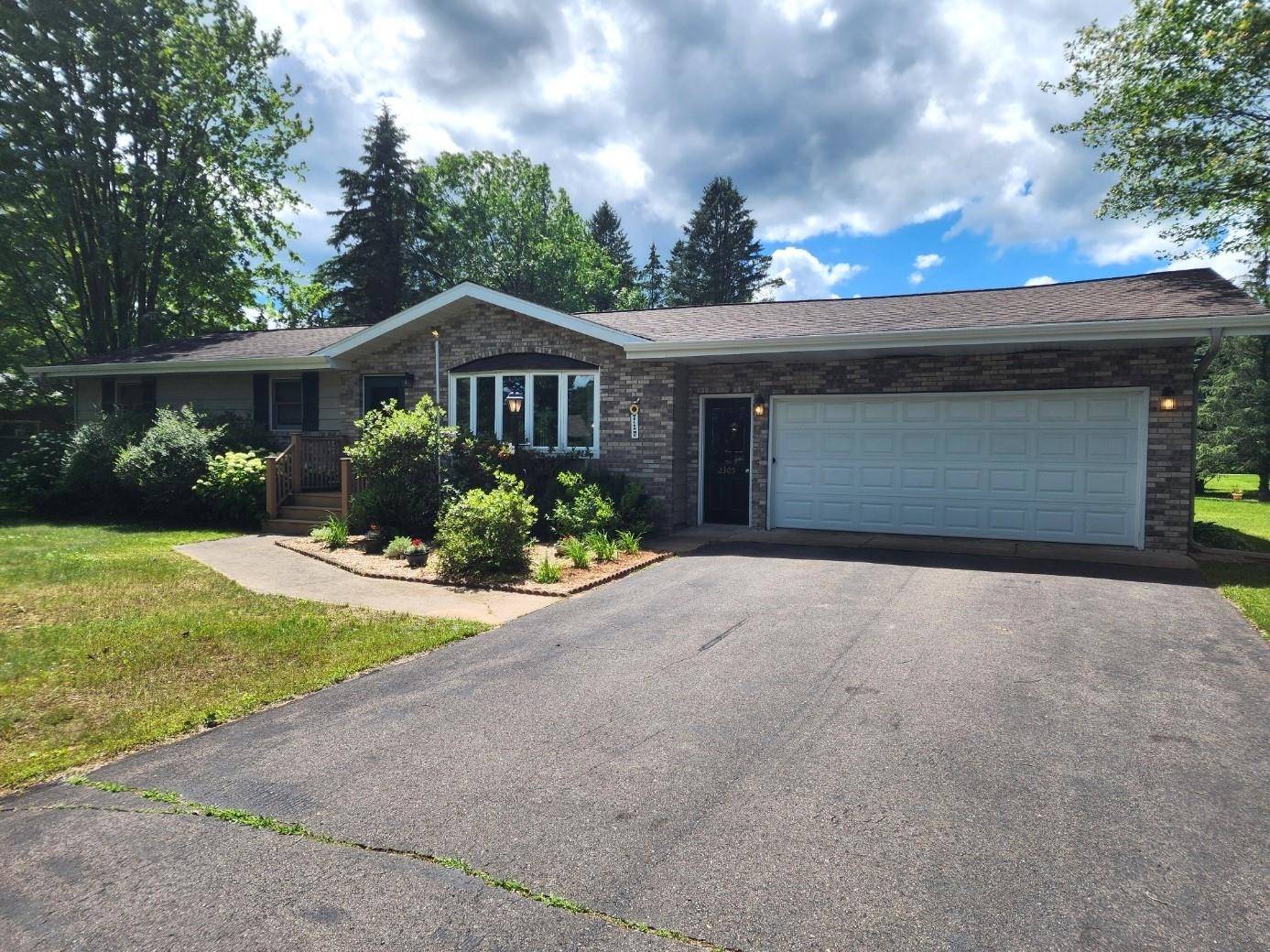 2305 Downing Drive Property Photo 1