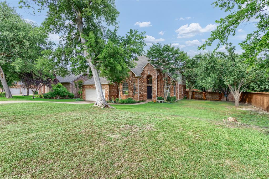 2209 White Oak Road Property Photo 1