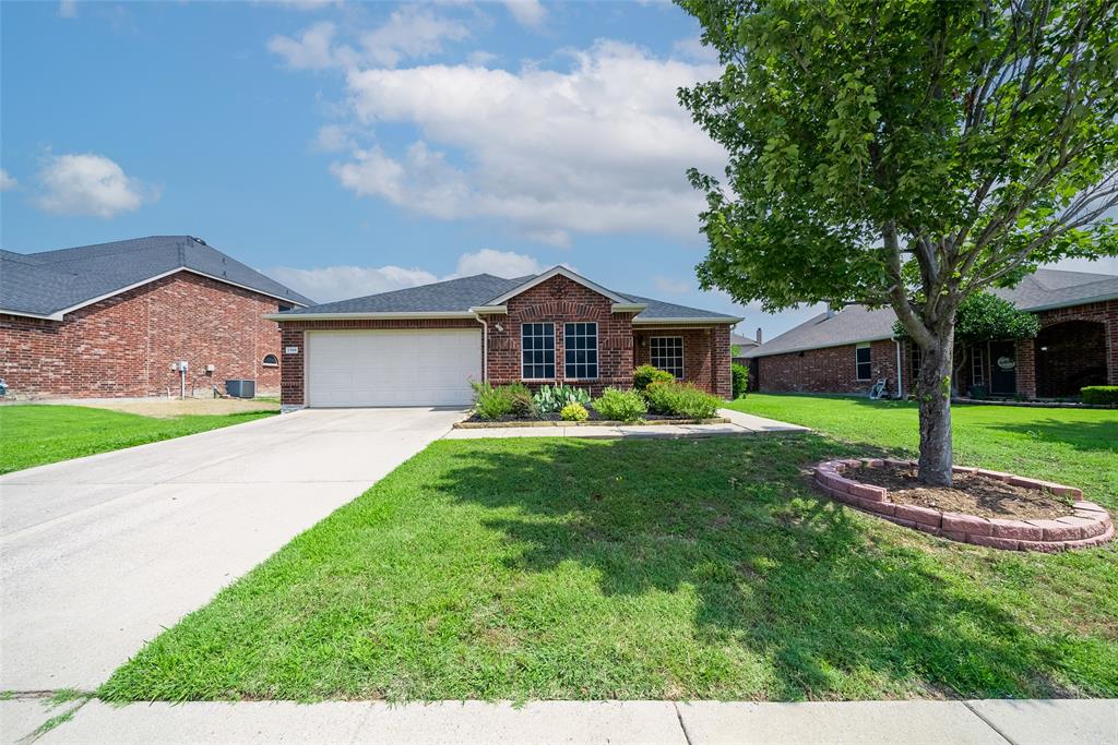 1300 Columbus Drive Property Photo 1