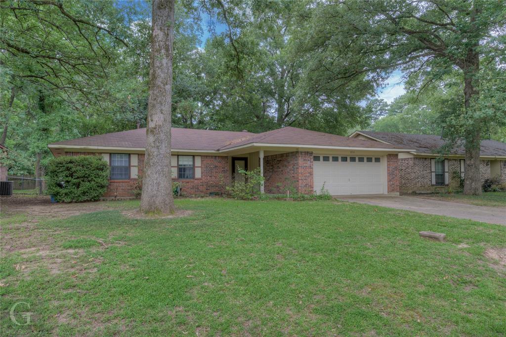 8910 Hollow Bluff Drive Property Photo 1
