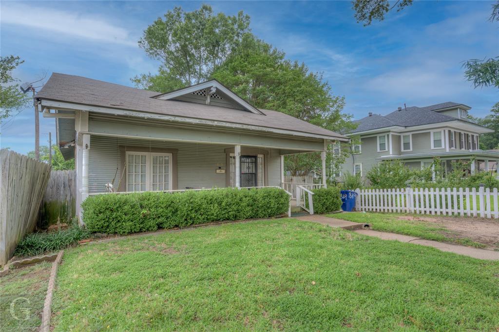 819 Gladstone Boulevard Property Photo 1