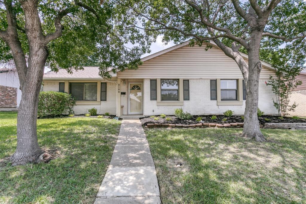 2108 Cedarcrest Drive Property Photo 1