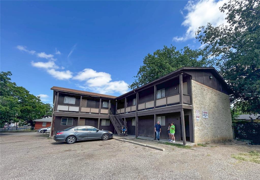 605 Atkinson Avenue Property Photo