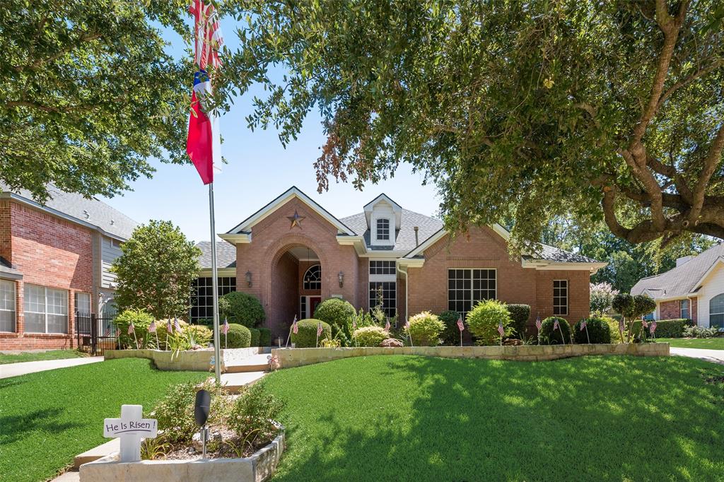 3201 Westshore Drive Property Photo 1
