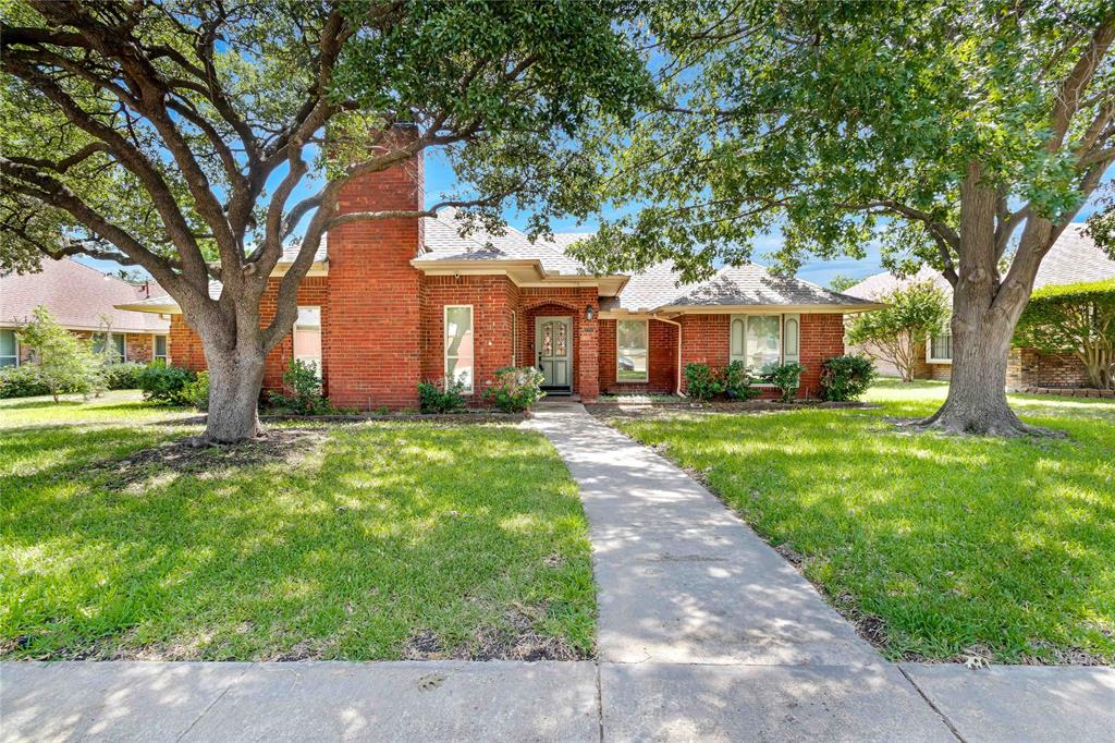 2710 Ridgeview Lane Property Photo 1
