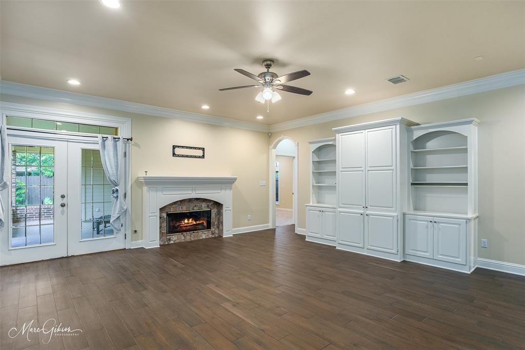 9118 Redwing Court Property Photo