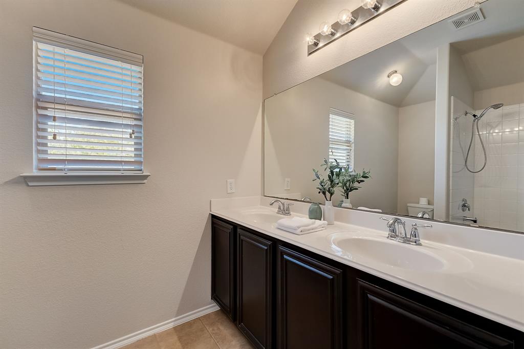130 Arbordale Way Property Photo 17