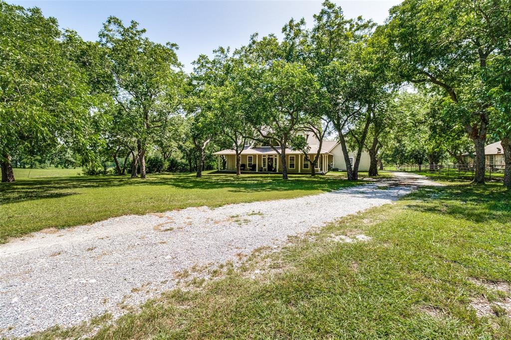 880 County Road 4930 Property Photo 1