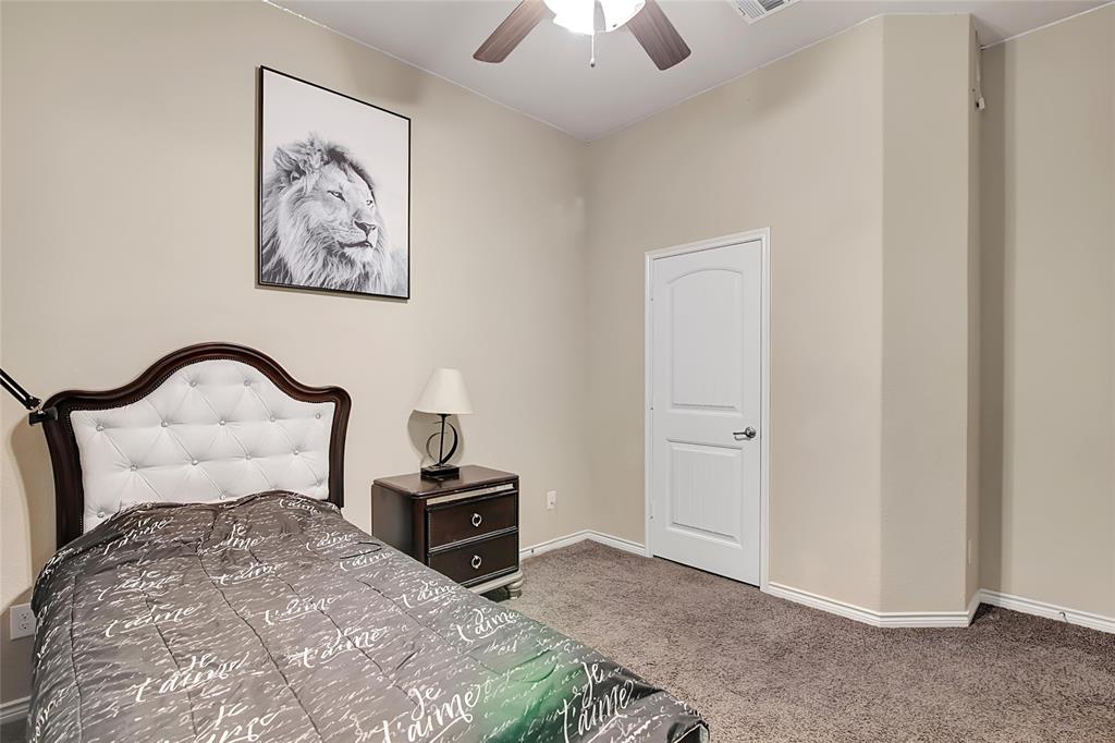 1005 Lake Summit Drive Property Photo 18