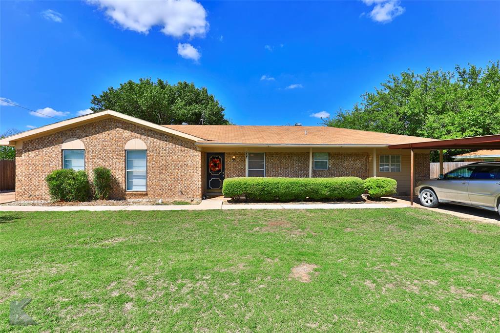 210 Sandy Lane Property Photo 1