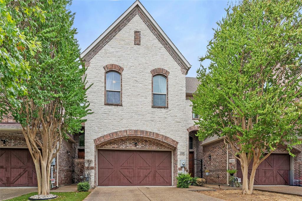 2219 Kirby Street Property Photo 1