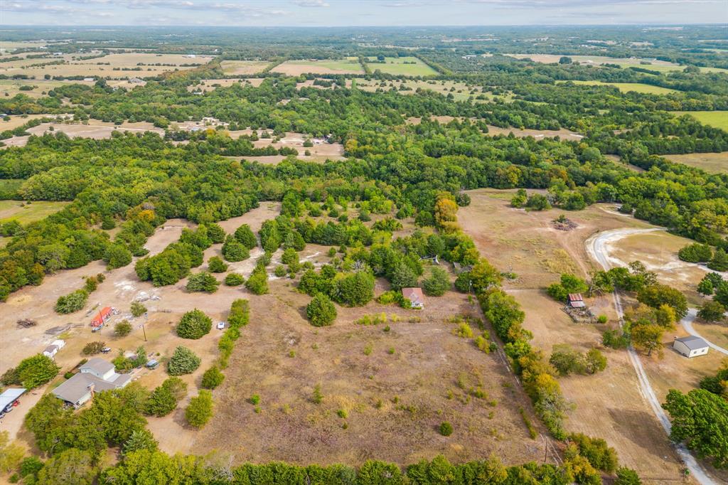 1202 Oxford Crossing Road Property Photo 1