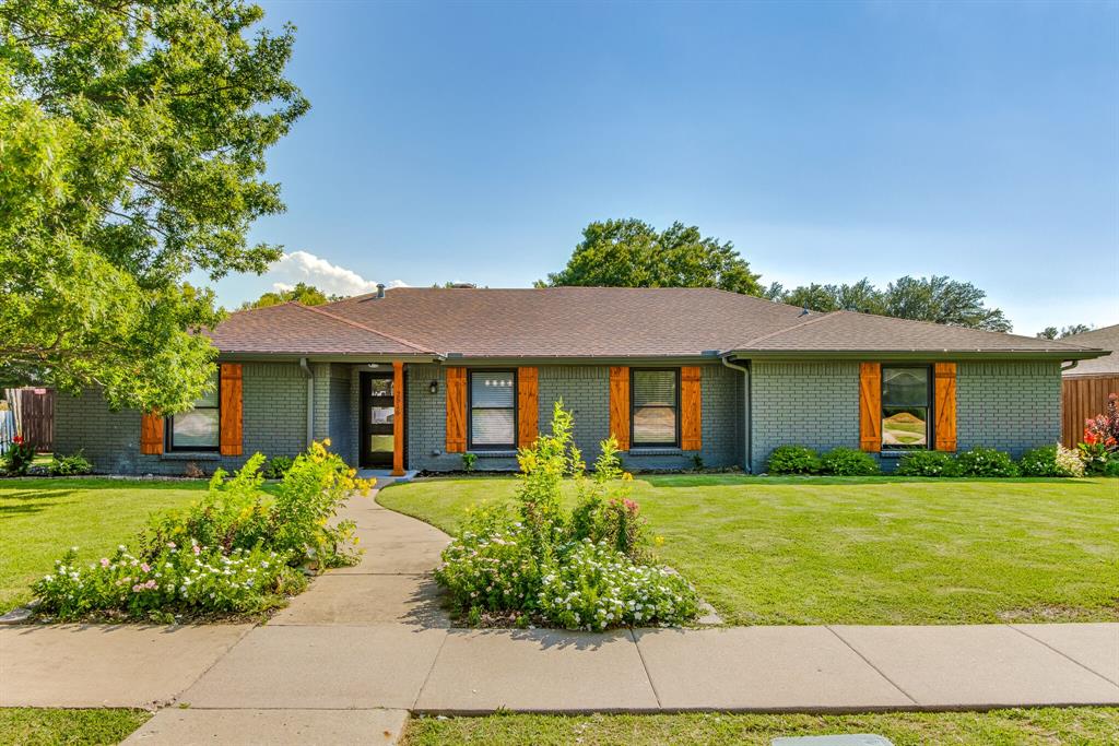 2516 Westridge Drive Property Photo 1