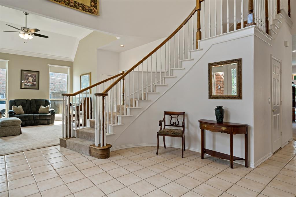 4916 S Meadow Ridge Circle Property Photo 9