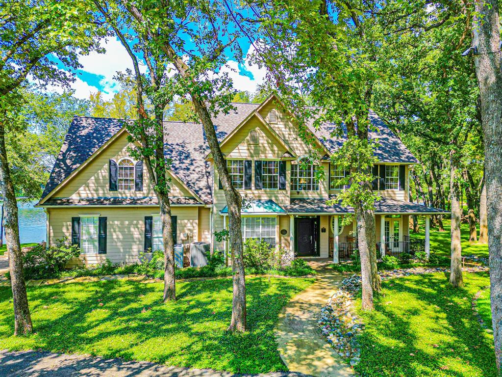 369 Stonewall Drive Property Photo