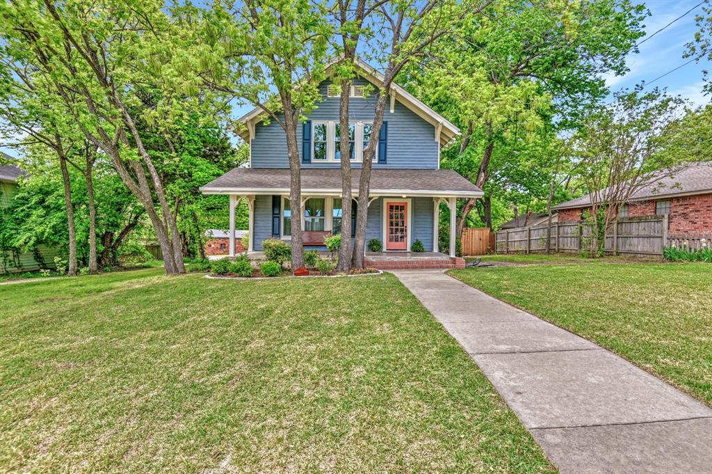 516 N Woods Street Property Photo 1