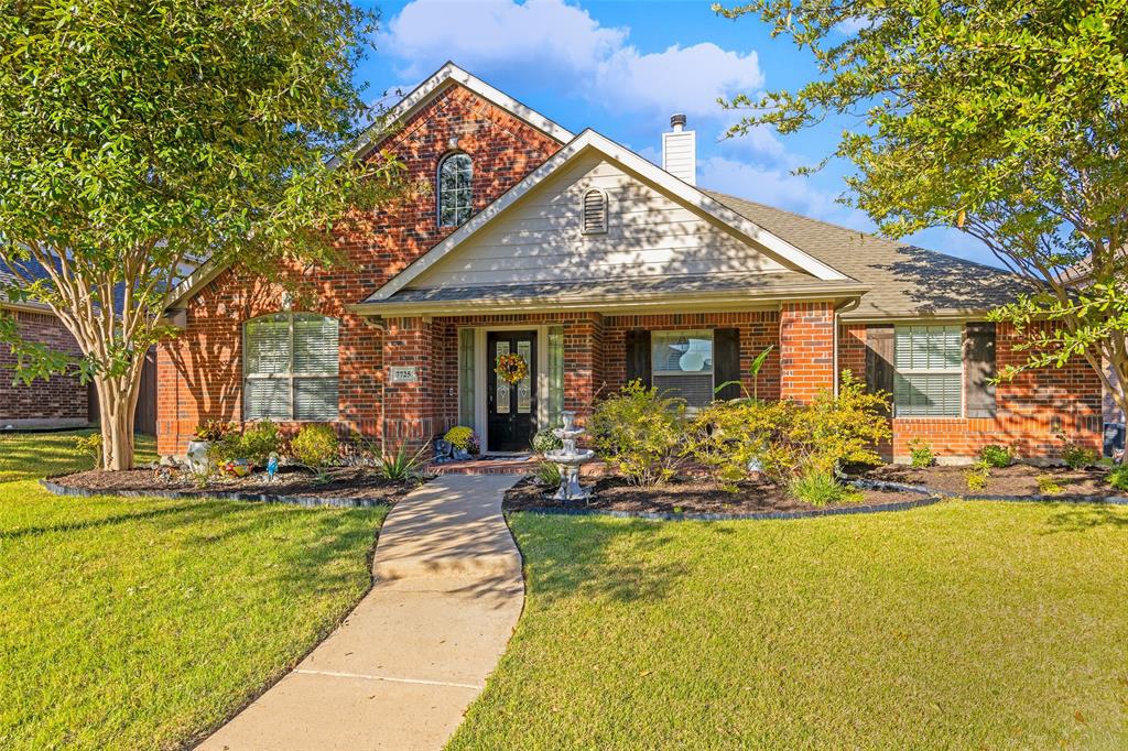 7725 Glencrest Drive Property Photo 1