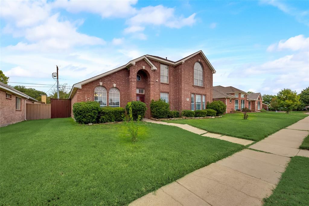 1403 Marblecrest Drive Property Photo 1