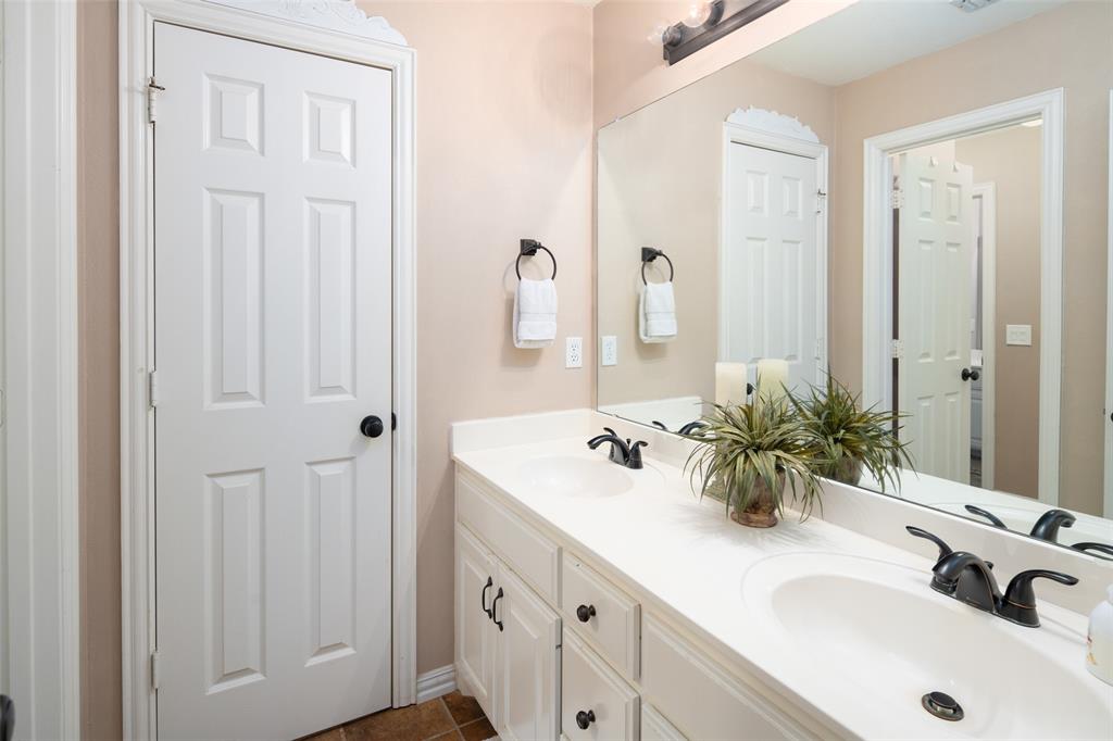 4705 Arbor Glen Drive Property Photo 15