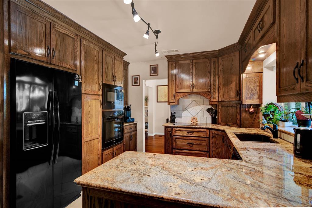 2105 Lavaca Trail Property Photo 10