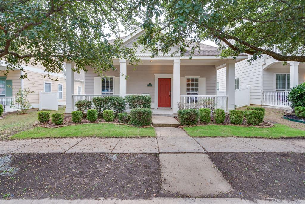 905 Wenk Court Property Photo 1