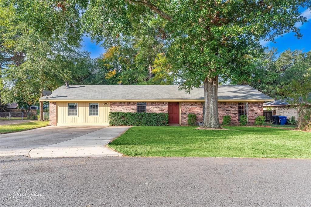 8490 Swan Loop Property Photo